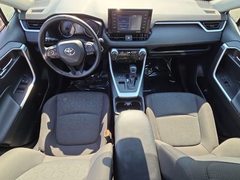 Used 2021 Toyota RAV4 XLE FWD image 14