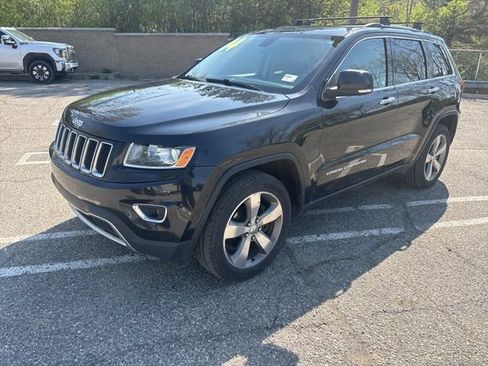 Used 2014 Jeep Grand Cherokee Limited w/ Trailer Tow Group IV AWD/4WD image 23