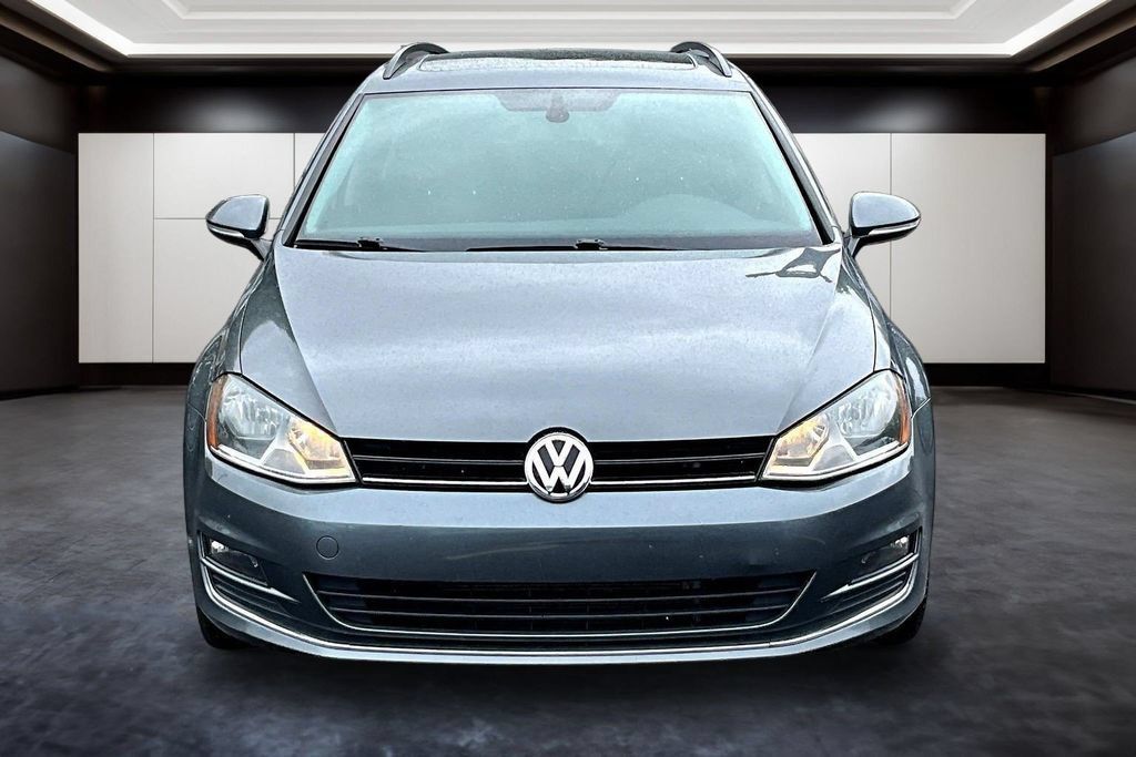 Used 2016 Volkswagen Golf SE FWD image 2