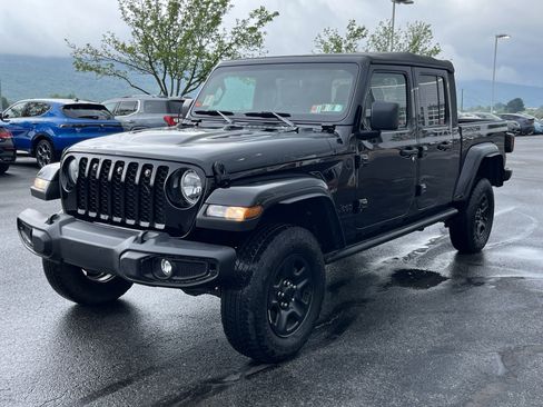 Used 2021 Jeep Gladiator Sport AWD/4WD image 8