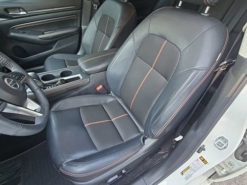 Certified 2022 Nissan Altima 2.5 SR FWD image 14