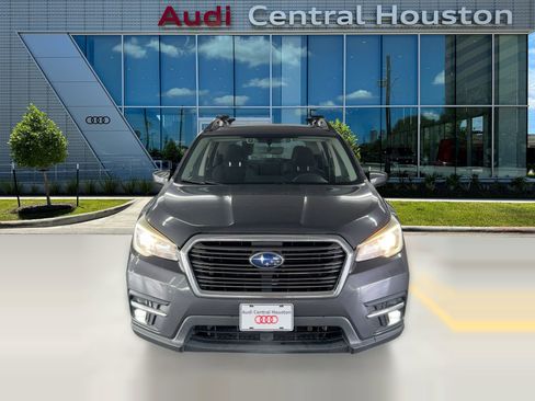 Used 2019 Subaru Ascent Premium image 6