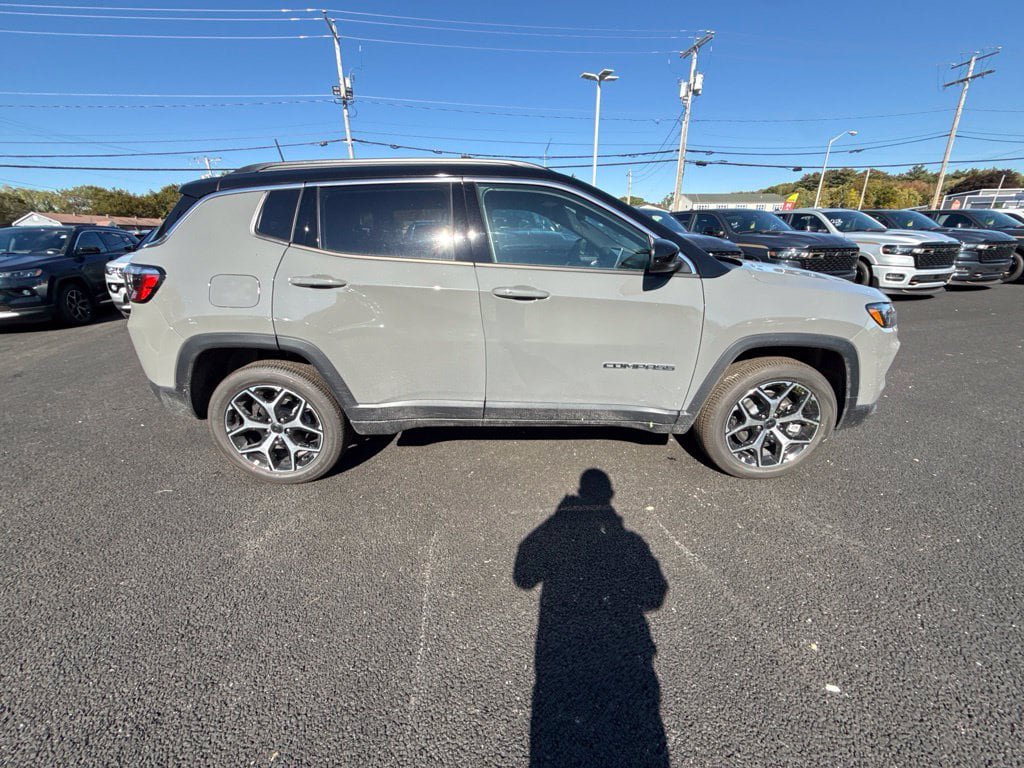 New 2026 Jeep Compass Limited AWD/4WD image 6