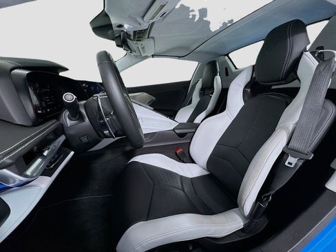 Used 2023 Chevrolet Corvette Stingray Premium Conv w/ 3LT image 9