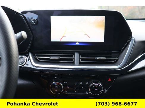 Certified 2025 Chevrolet Trax RS w/ Driver Confidence Package image 15