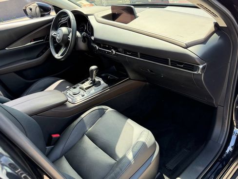 Used 2023 MAZDA CX-30 AWD 2.5 S w/ Premium Package image 18