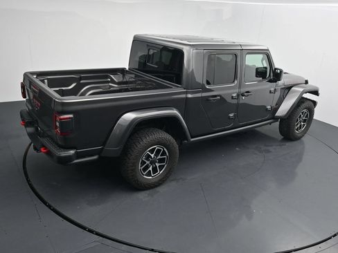 Used 2025 Jeep Gladiator Rubicon AWD/4WD image 30