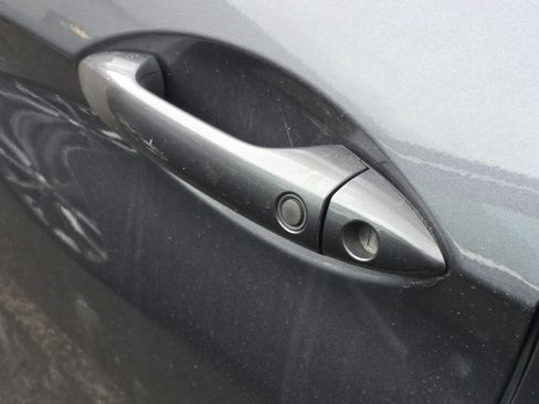 Used 2019 Honda Pilot EX-L image 16