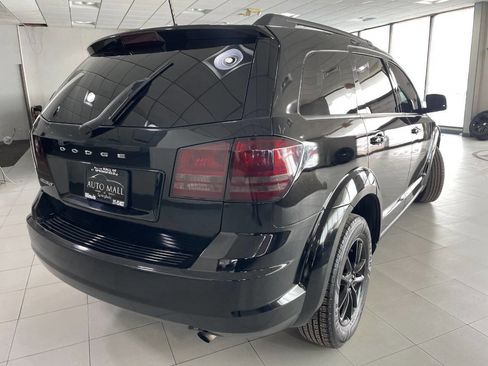 Used 2020 Dodge Journey SE w/ Blacktop Package image 9