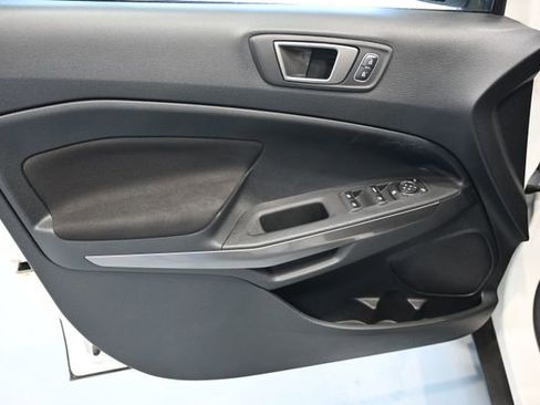 Used 2020 Ford EcoSport SE w/ SE Convenience Package image 26