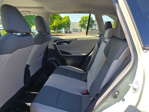 Used 2023 Toyota RAV4 XLE w/ Convenience Package FWD image 14