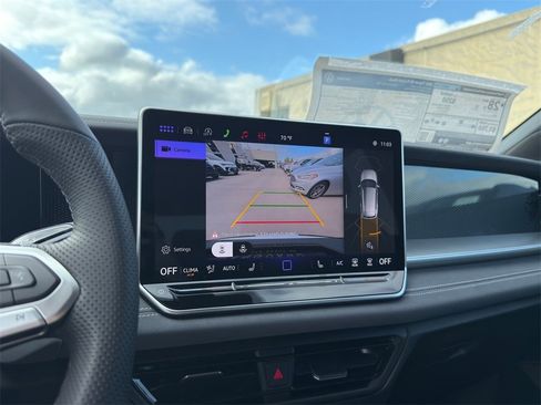 New 2026 Volkswagen Tiguan SE R-Line image 22