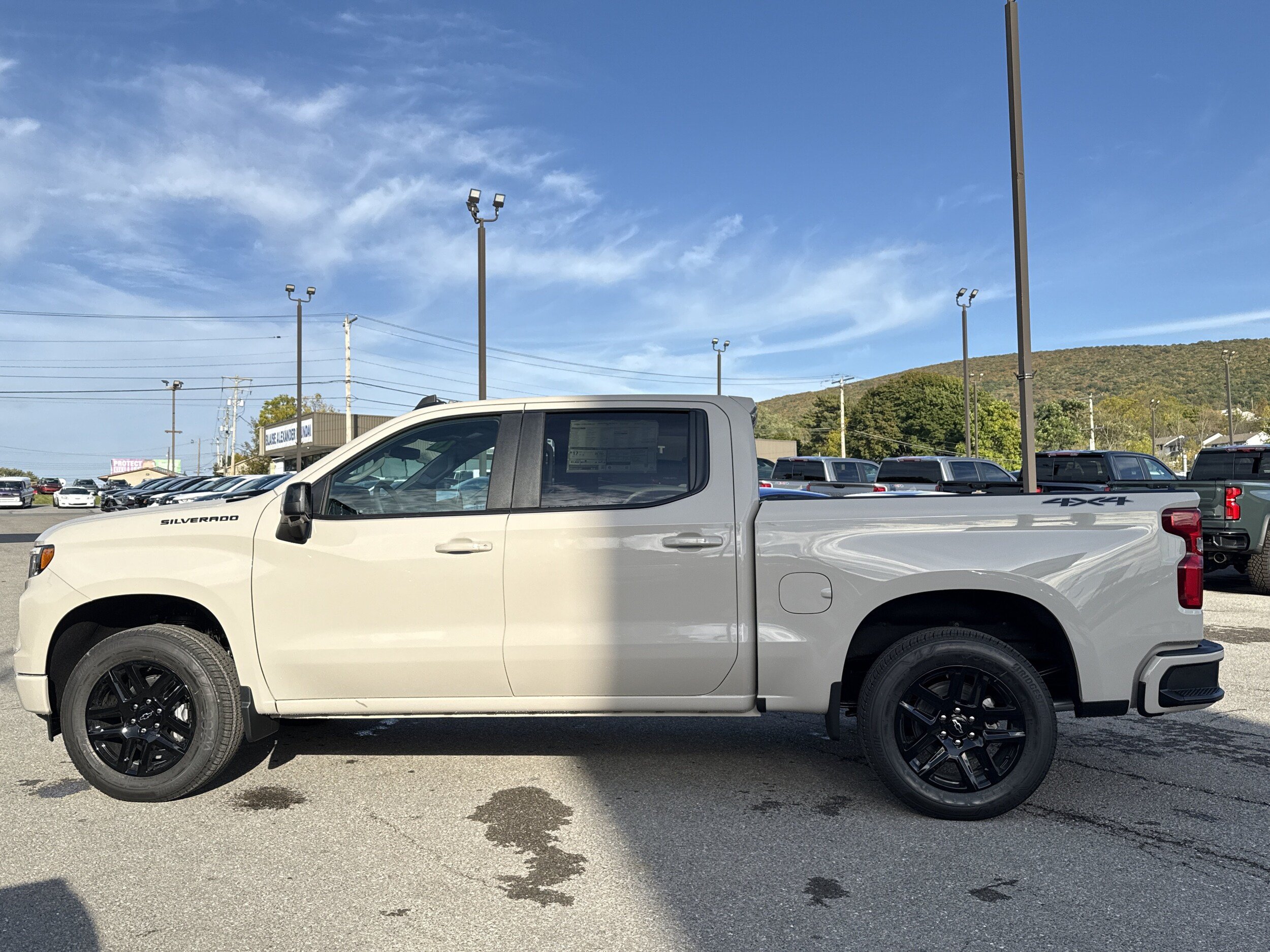 New 2026 Chevrolet Silverado 1500 RST AWD/4WD image 7