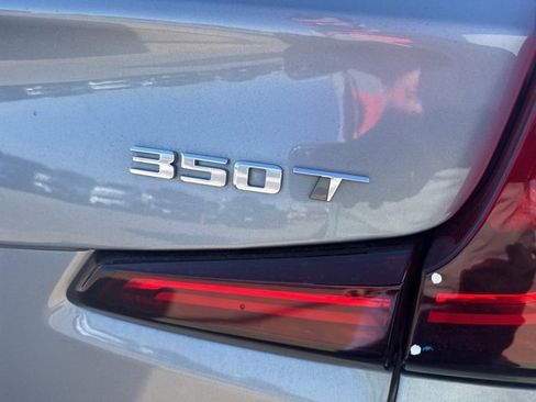 Used 2023 Cadillac XT4 Premium Luxury image 7