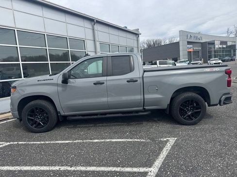 Used 2024 Chevrolet Silverado 1500 Custom w/ Turbomax Blackout Package AWD/4WD image 4