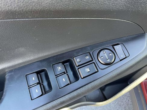 Used 2019 Hyundai Tucson Value w/ Cargo Package FWD image 17