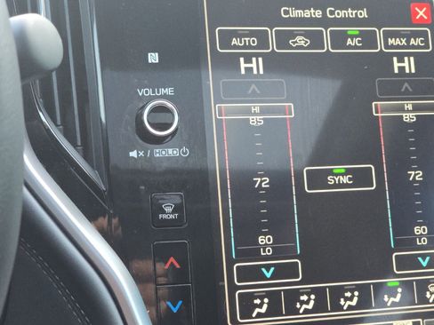 Used 2025 Subaru Outback Onyx Edition image 28