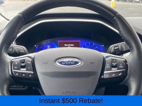 Used 2022 Ford Escape Titanium image 8