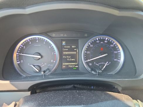 Certified 2018 Toyota Highlander SE FWD image 14