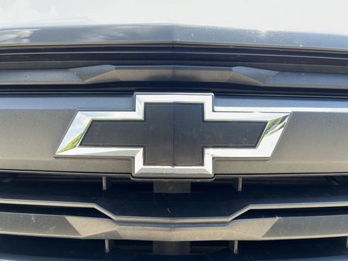 Used 2025 Chevrolet Colorado Trail Boss AWD/4WD image 31