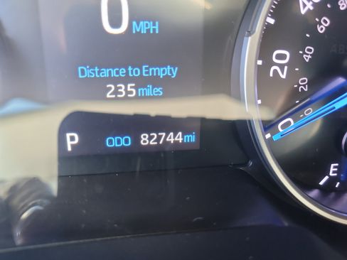 Used 2022 Toyota RAV4 XLE image 35