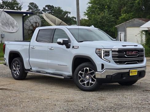 New 2026 GMC Sierra 1500 SLT AWD/4WD image 1