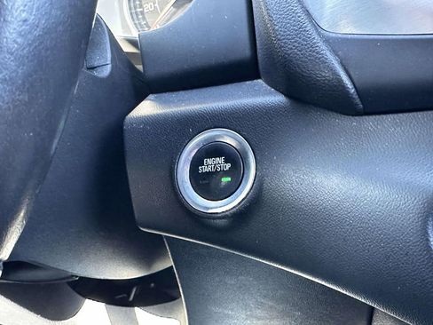 Used 2022 GMC Terrain SLT w/ Elevation Edition image 31