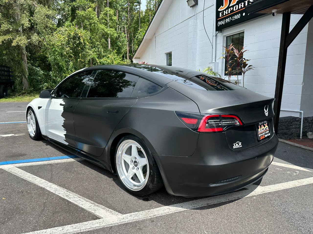 Used 2022 Tesla Model 3 Long Range AWD/4WD image 14
