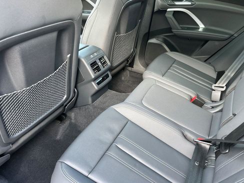 New 2025 Audi Q5 Premium image 11