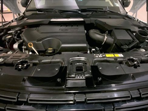 New 2026 Land Rover Range Rover Evoque Dynamic SE image 16