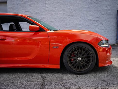 Used 2017 Dodge Charger R/T Scat Pack w/ Beats Audio Group image 16