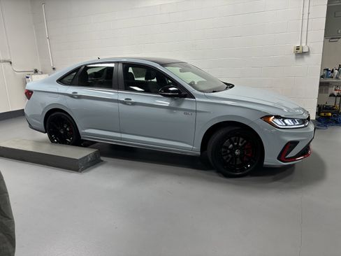 New 2025 Volkswagen Jetta GLI Autobahn image 7