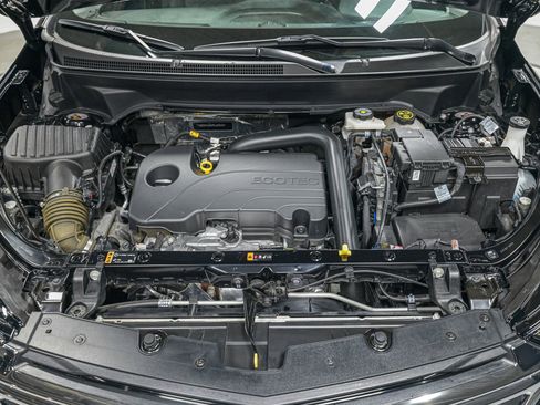 Used 2023 Chevrolet Equinox LT image 11