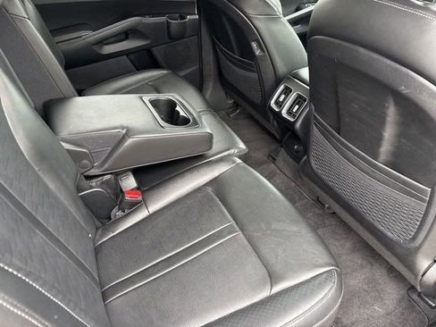 Used 2024 Kia Sorento S image 38