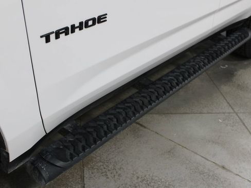 Used 2021 Chevrolet Tahoe Z71 image 16