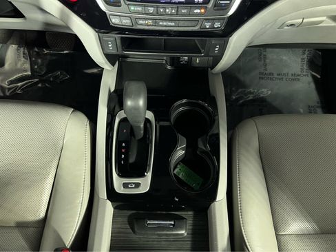Used 2019 Honda Ridgeline RTL-E image 12