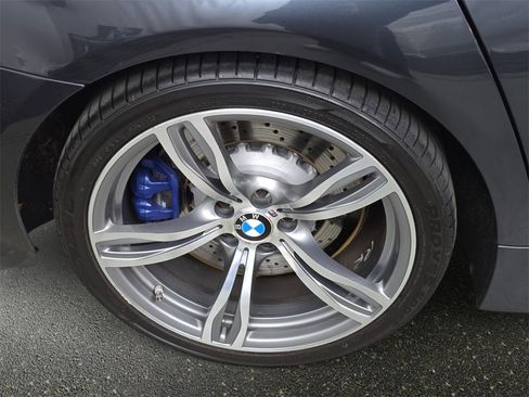 Used 2013 BMW M5 image 33