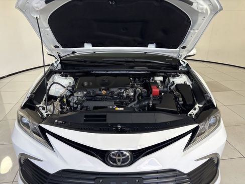 Used 2023 Toyota Camry LE image 11