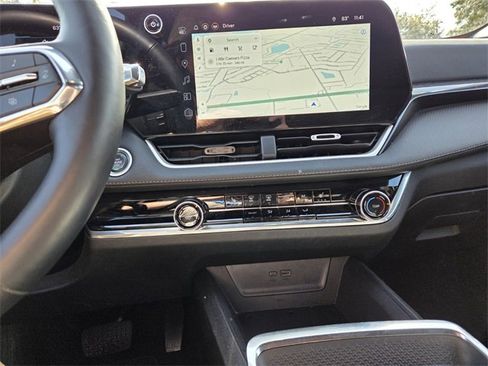 Certified 2025 Chevrolet Equinox LT image 28