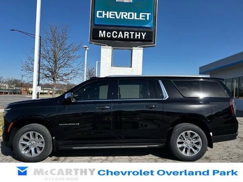 New 2026 Chevrolet Suburban Premier w/ Sun And Tow Package image 3