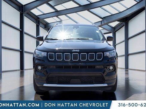 Used 2022 Jeep Compass Limited AWD/4WD image 27