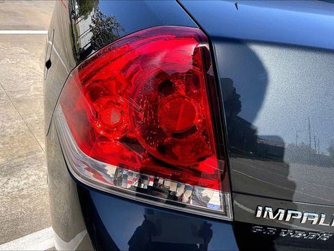 Used 2014 Chevrolet Impala LT w/ LT Sunroof Package image 37