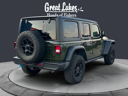 Used 2024 Jeep Wrangler Unlimited image 5