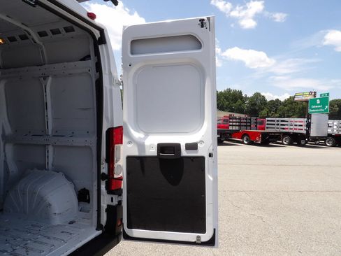 Used 2024 RAM ProMaster 2500 FWD image 44