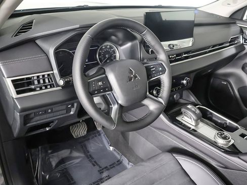 New 2026 Mitsubishi Outlander Trail Edition image 29