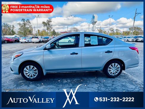 Used 2019 Nissan Versa S Plus FWD image 4