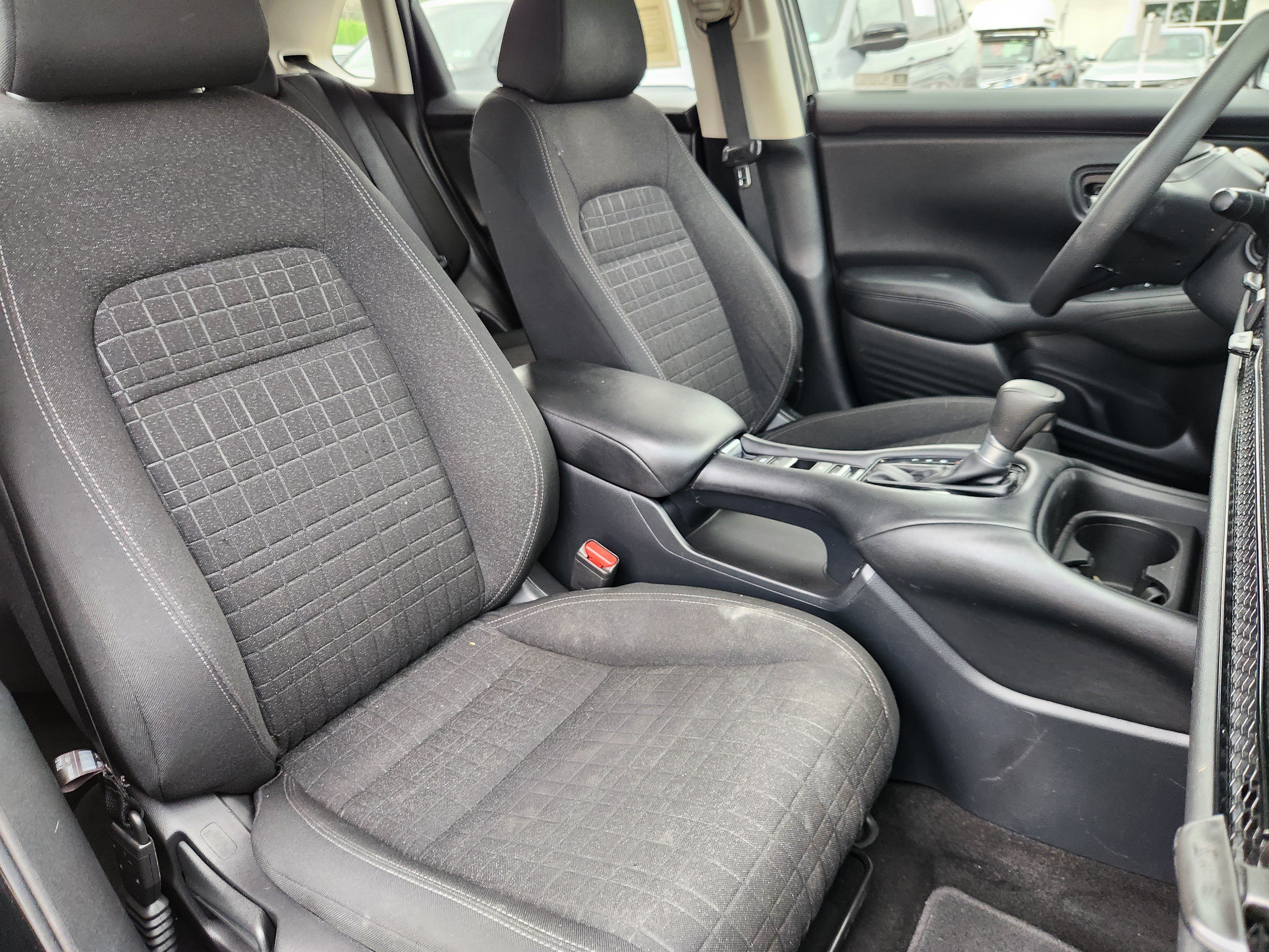 Certified 2023 Honda HR-V LX image 14