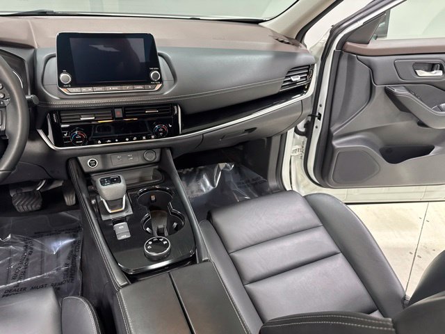 Used 2023 Nissan Rogue SL AWD/4WD image 20
