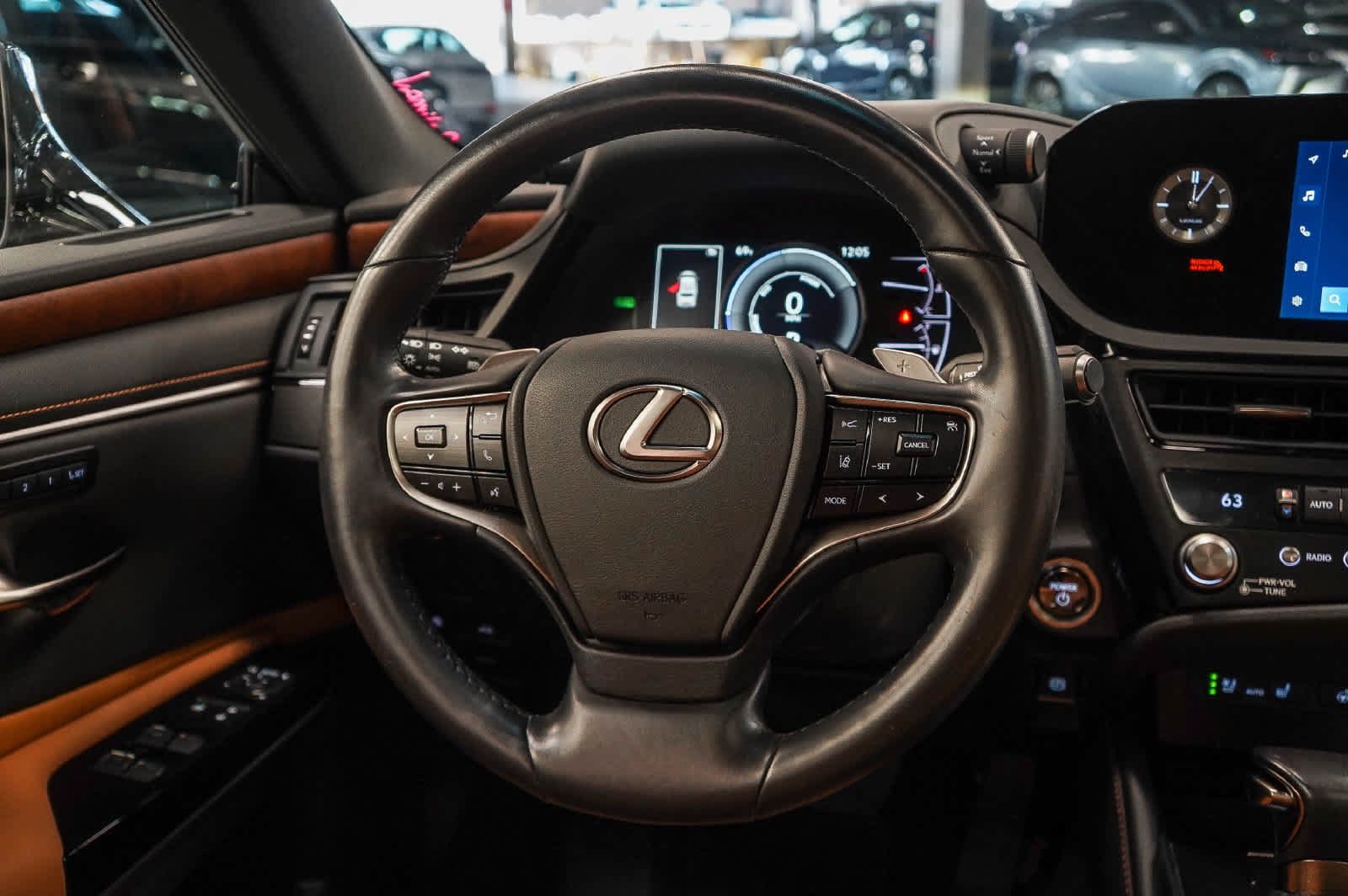 Used 2025 Lexus ES 300h w/ Premium Package FWD image 14