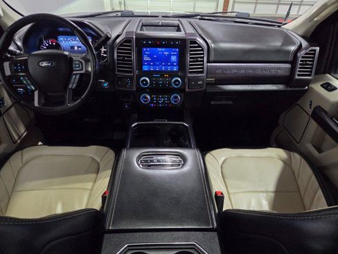 Used 2020 Ford F250 Limited image 7